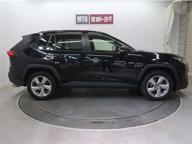Toyota RAV4 10