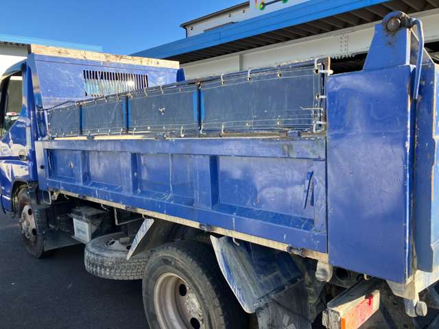 Mitsubishi Fuso Canter 8