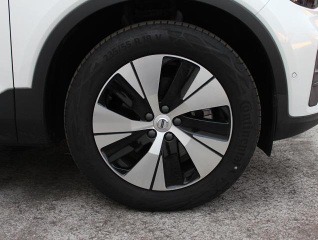 Volvo XC40 12