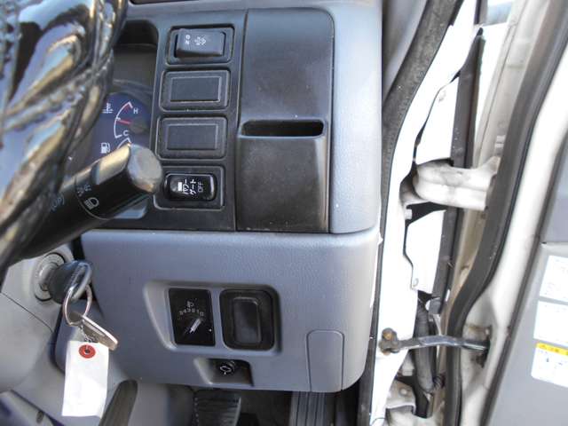 Mitsubishi Fuso Canter 12