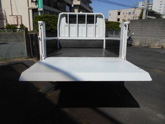Mitsubishi Fuso Canter 4