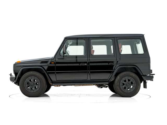 Mercedes-Benz G-Class 4