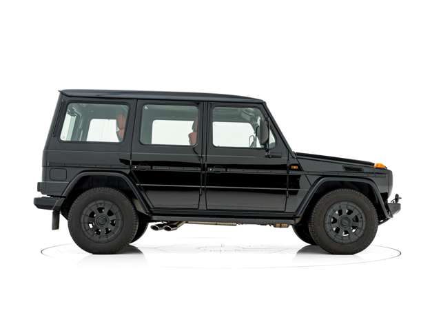 Mercedes-Benz G-Class 8