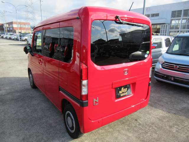 Honda N-VAN 8