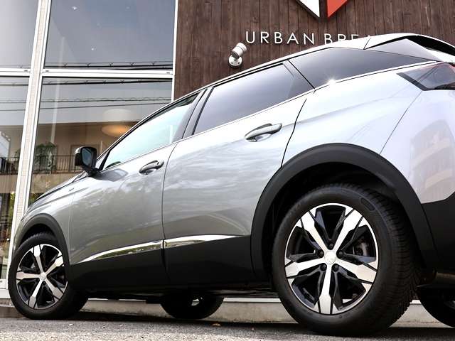Peugeot 3008 8