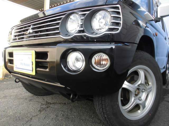 Mitsubishi Pajero Mini 5
