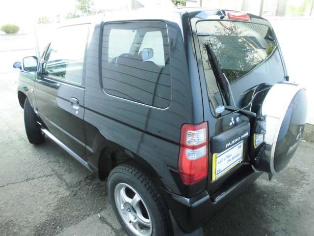 Mitsubishi Pajero Mini 6