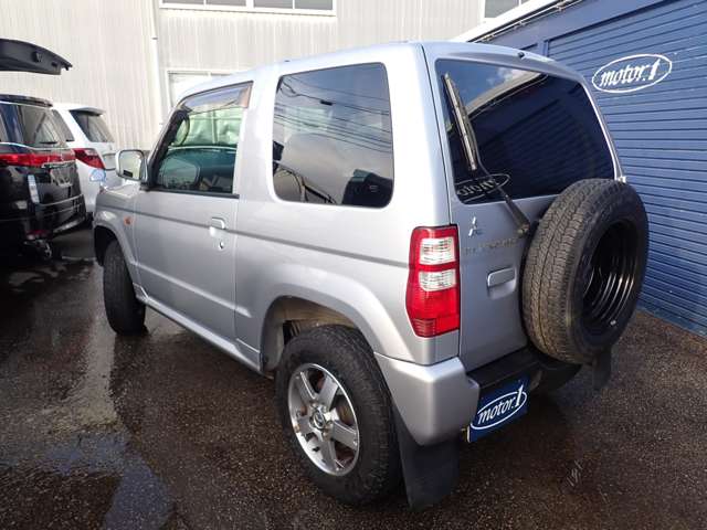 Mitsubishi Pajero Mini 9