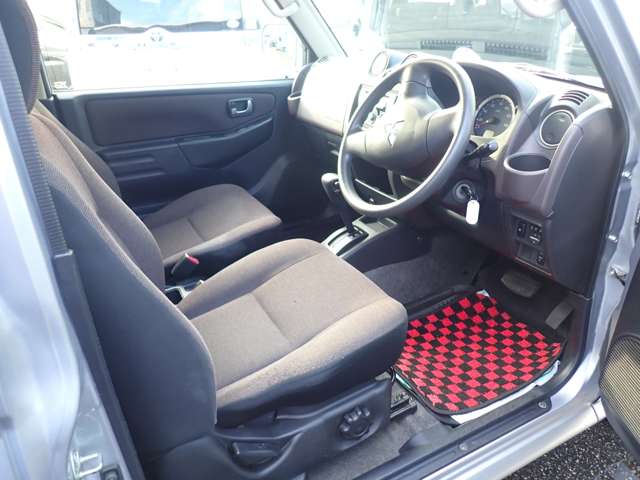 Mitsubishi Pajero Mini 10