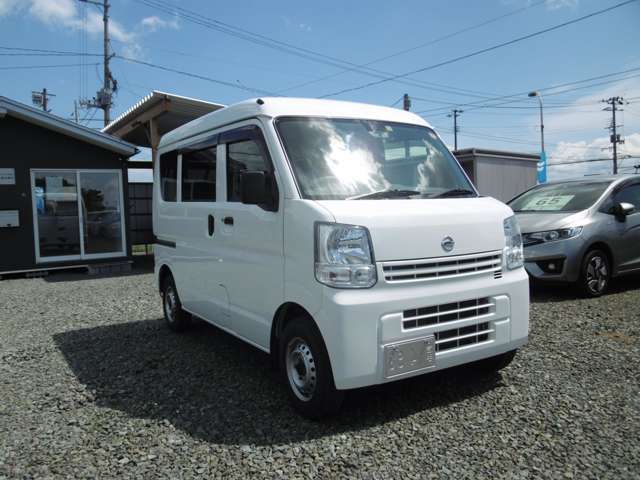 Nissan NV100 Clipper 3