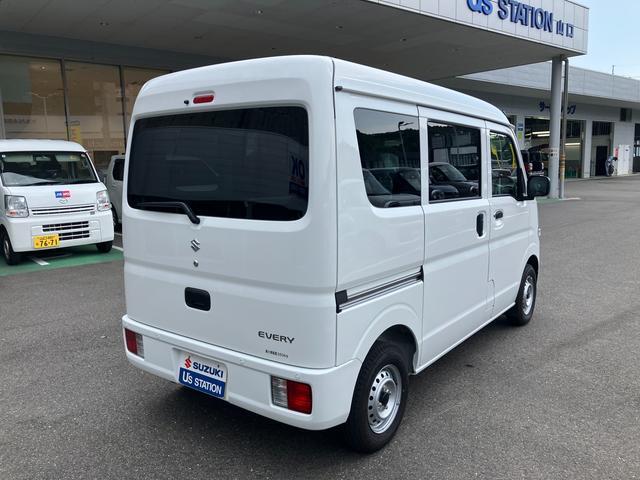Suzuki Every 8