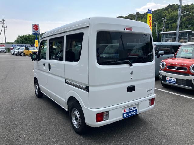 Suzuki Every 9