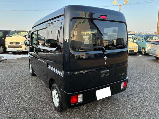 Suzuki Every 8