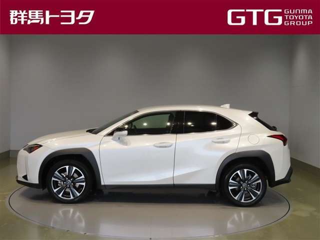 Lexus UX 4