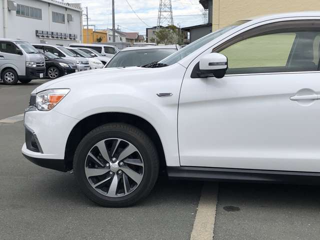 Mitsubishi RVR 6