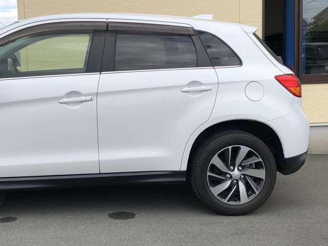 Mitsubishi RVR 7