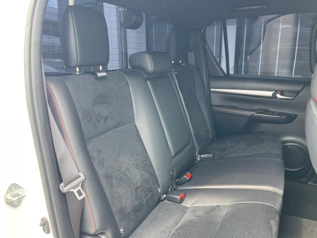 Toyota Hilux 10