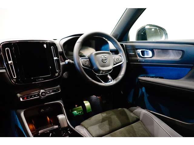 Volvo XC40リチャージ 4