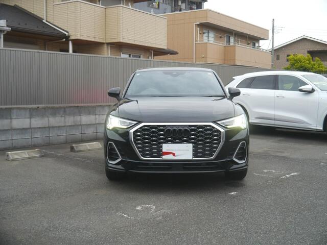 Audi Q3 Sportback 2