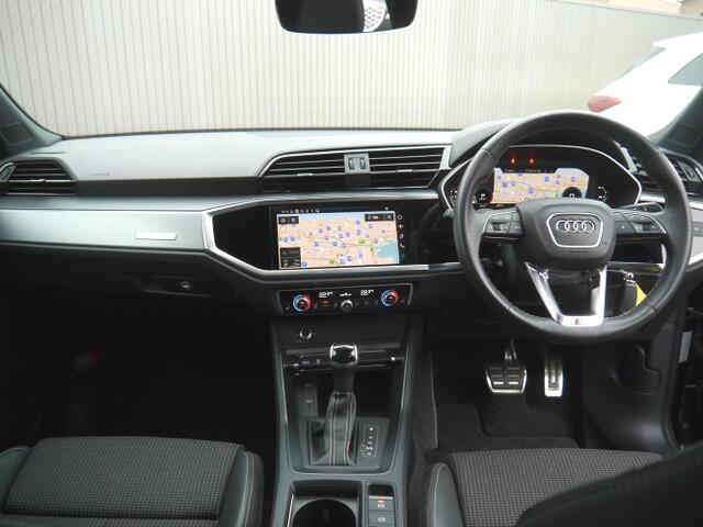 Audi Q3 Sportback 6