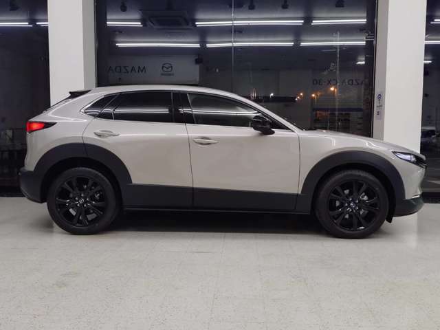 Mazda CX-30 8