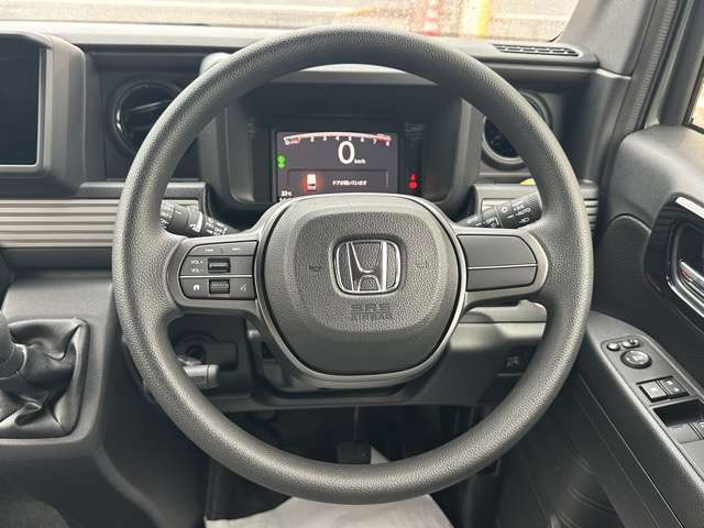 Honda N-VAN 8