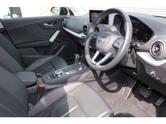 Audi Q2 9