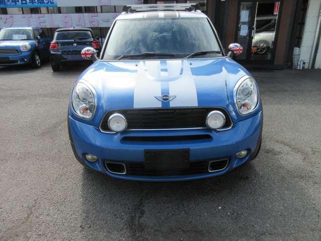 MINI Crossover 9