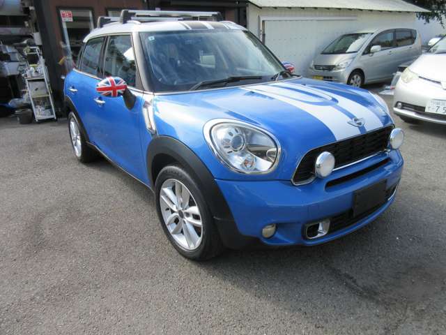 MINI Crossover 10
