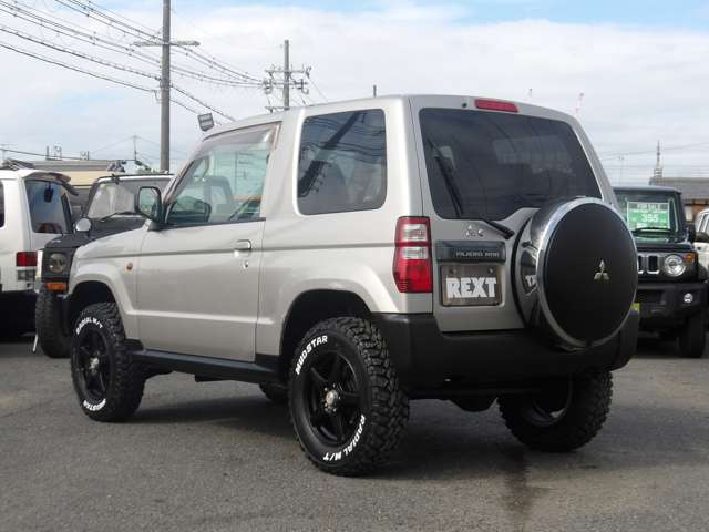 Mitsubishi Pajero Mini 9