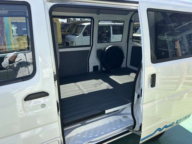 Mitsubishi Minicab MiEV 6