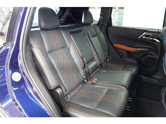 Mitsubishi Outlander 11