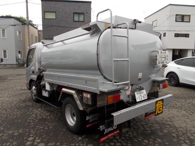 Hino Dutro 8