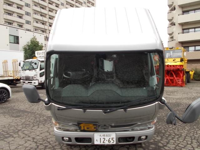 Hino Dutro 10