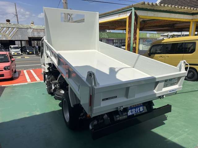 Mitsubishi Fuso Canter 4