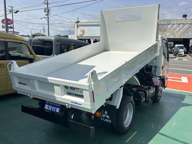 Mitsubishi Fuso Canter 8