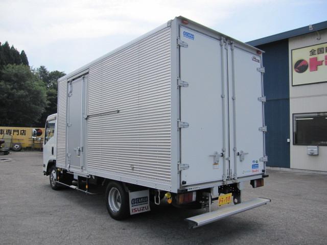 Isuzu Elf 11