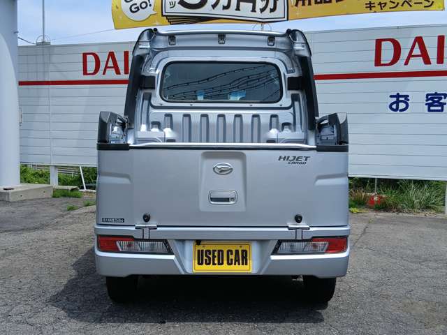 Daihatsu Hijet Deck Van 6