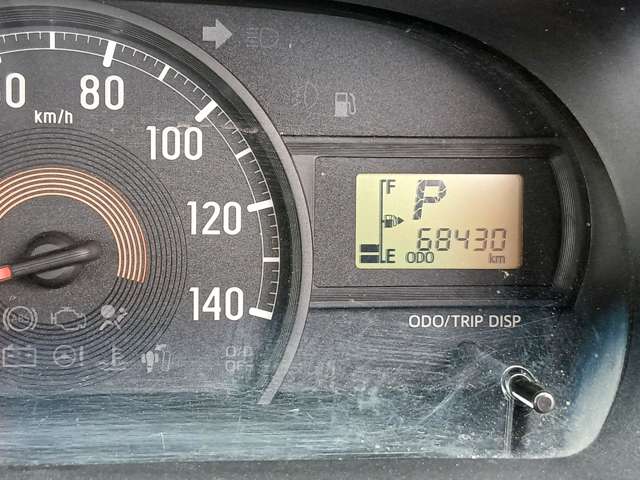 Daihatsu Hijet Deck Van 9