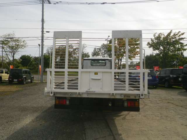 Isuzu Elf 5