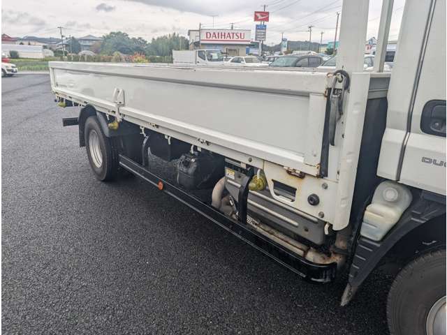 Mitsubishi Fuso Canter 10
