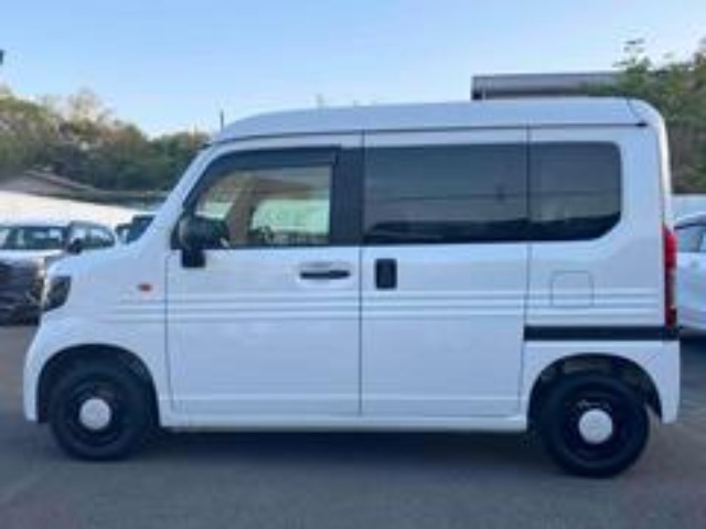 Honda N-VAN 8