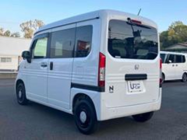 Honda N-VAN 9