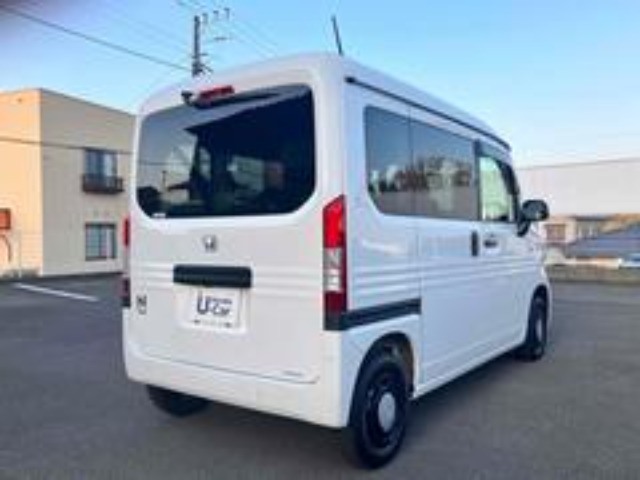 Honda N-VAN 10