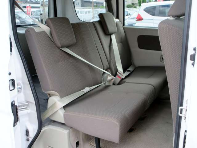 Nissan NV100 Clipper 9
