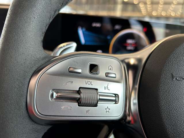 Mercedes-Benz GLB 11