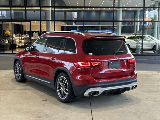 Mercedes-Benz GLB 4