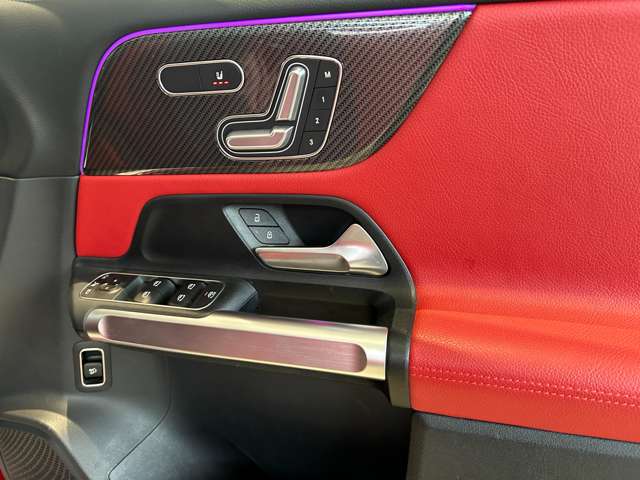 Mercedes-Benz GLB 9