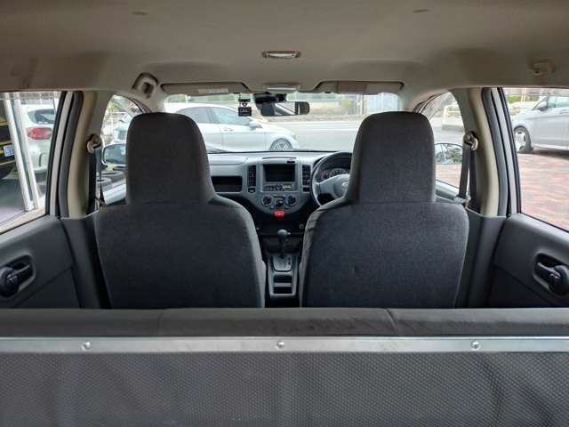 Nissan NV150 AD 8