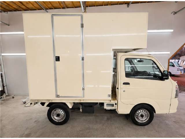 Suzuki Carry 3
